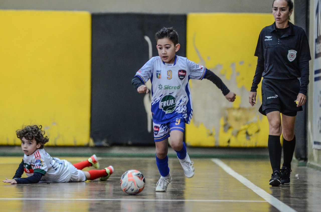 Ponte Serrada convida para abertura do Campeonato de Futsal e