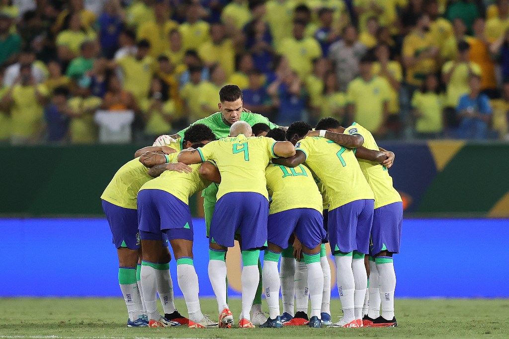 Brasil empata com a Venezuela na Arena Pantanal e perde 100% nas